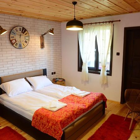Dream House Villa Leshten ภายนอก รูปภาพ